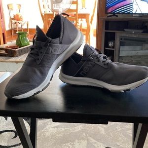 New Balance Womans Fuel Core Nergize V1 Sneaker Size 8.5 Grey